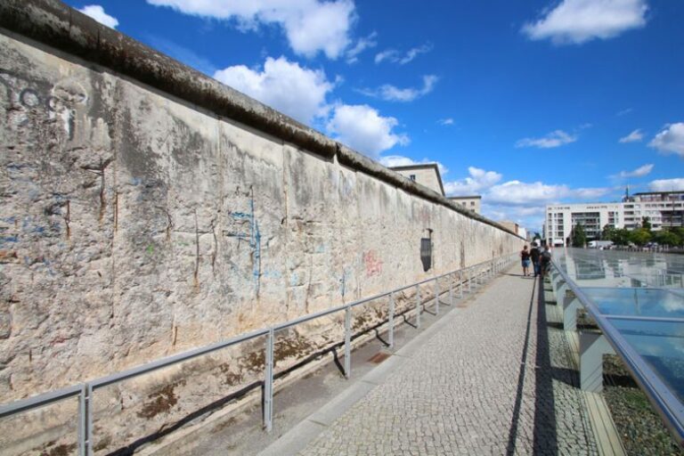 Schiffstour Berlin Mauer