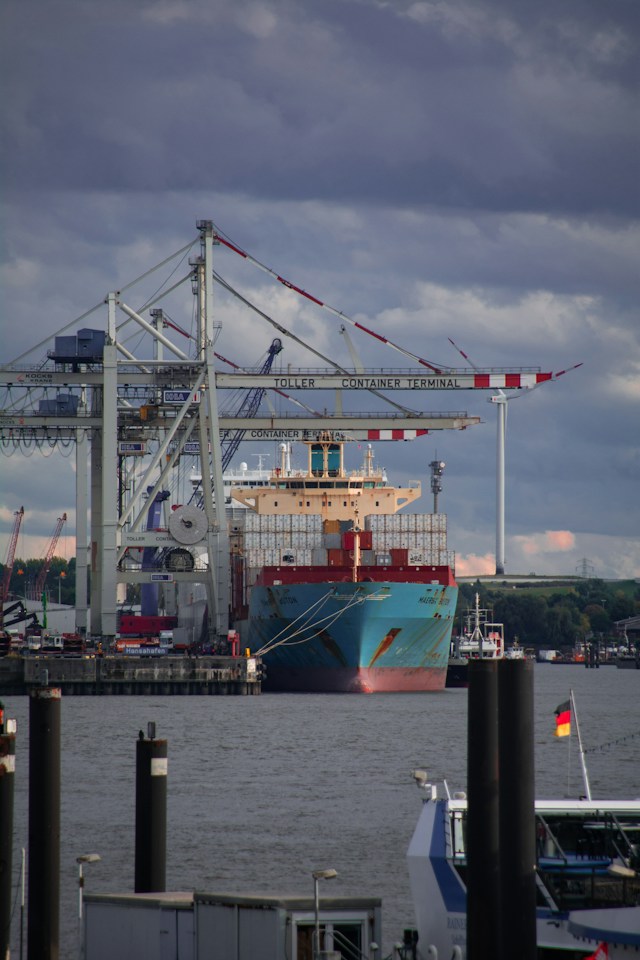Bootstour Hamburg durch den Hamburger Hafen